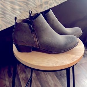 Women’s booties